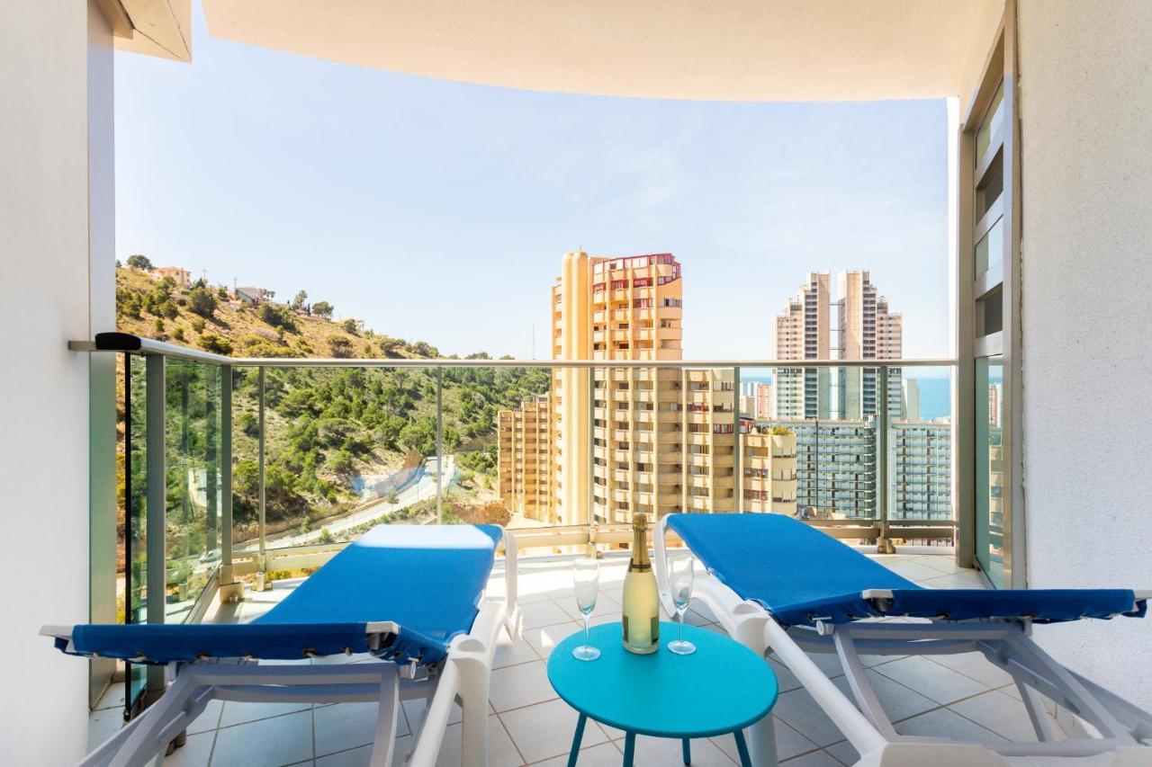 דירות בנידורם Skyline 11 Sunny Balcony With Stunning Sea Views מראה חיצוני תמונה