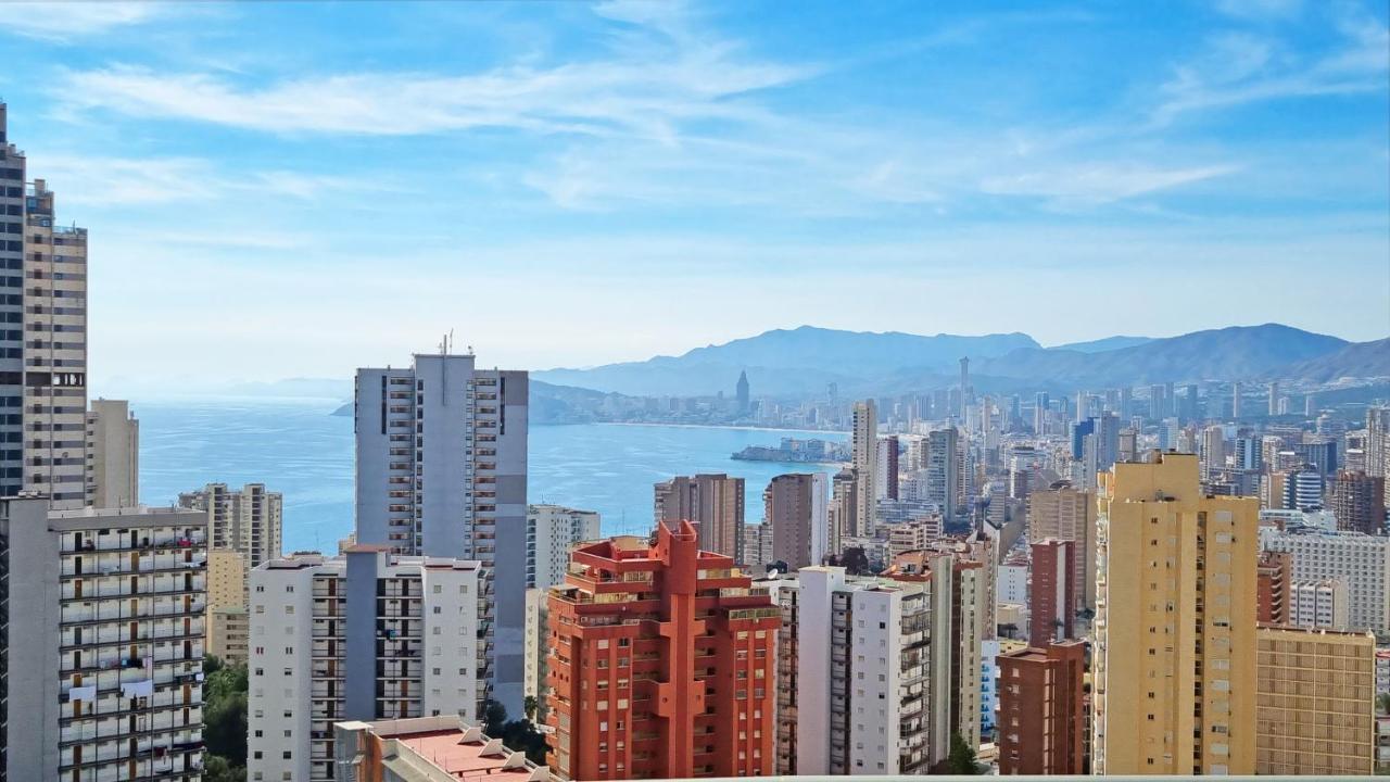 דירות בנידורם Skyline 11 Sunny Balcony With Stunning Sea Views מראה חיצוני תמונה